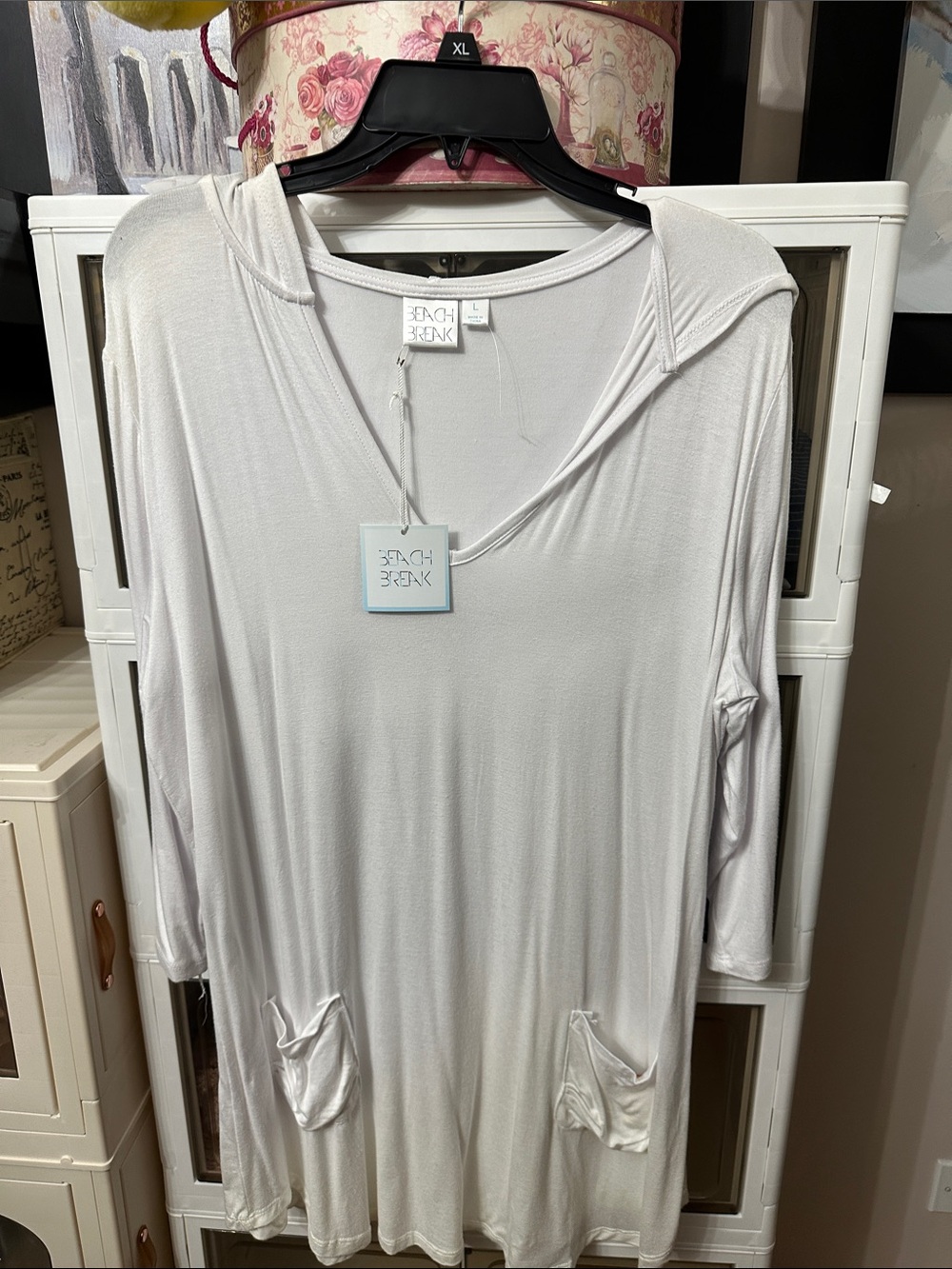 Women's White Hooded Long-Sleeve Tunic Sweatshirt